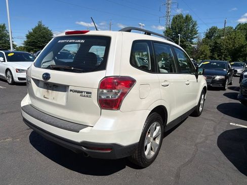 Used 2015 Subaru Forester 2.5i w/ Alloy Wheel Package AWD/4WD image 8