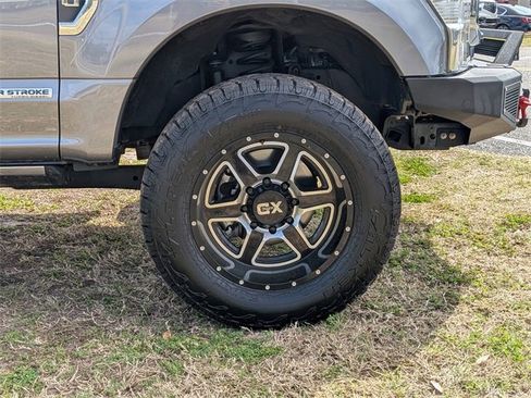 Used 2022 Ford F250 Lariat w/ Lariat Value Package image 11