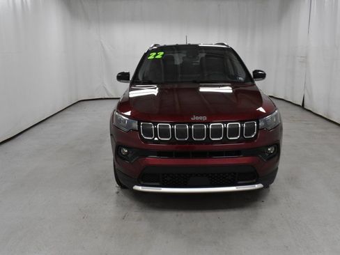 Used 2022 Jeep Compass Limited image 4