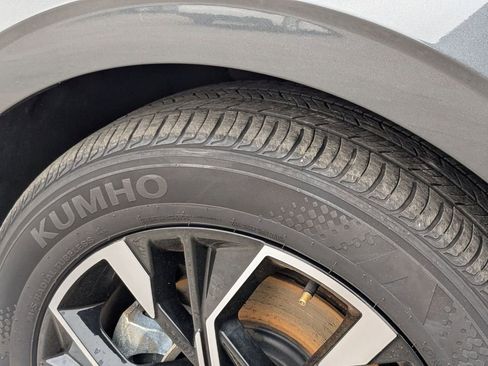 Used 2025 Hyundai Sonata SEL FWD image 30