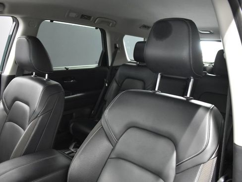 Certified 2024 Nissan Pathfinder SL AWD/4WD image 15