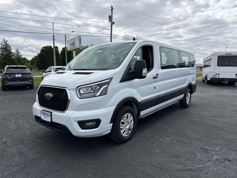 Used 2023 Ford Transit 350 XLT RWD image 1