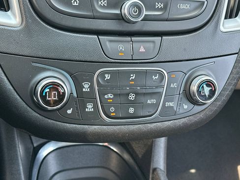 Used 2024 Chevrolet Malibu LT FWD image 25
