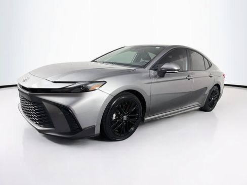 Used 2025 Toyota Camry SE w/ Multimedia Upgrade Package FWD image 3