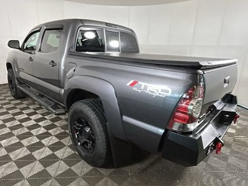 Used 2013 Toyota Tacoma PreRunner w/ TRD Off-Road Pkg RWD image 4