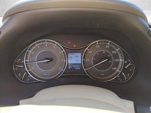 Used 2016 INFINITI QX80 2WD w/ Driver's Assistance Package image 9