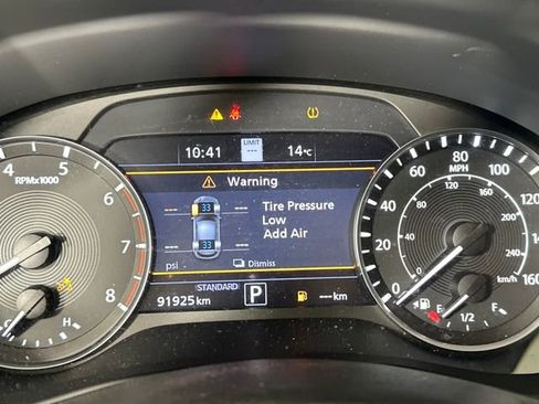 Used 2021 INFINITI QX50 Essential image 18