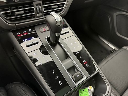 Certified 2026 Porsche Macan S AWD/4WD image 23