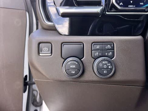 Used 2022 Chevrolet Silverado 1500 RST w/ Texas Edition Plus RWD image 29
