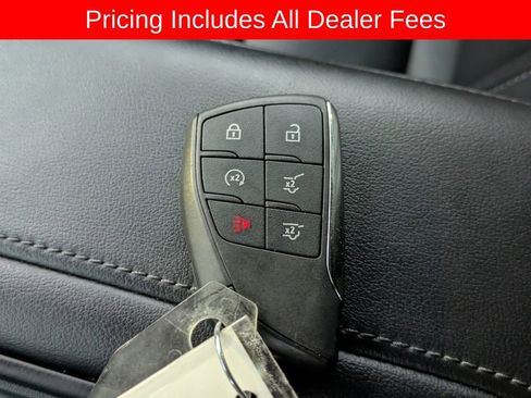 Used 2021 Chevrolet Suburban Z71 w/ Rear Media and Nav Package AWD/4WD image 32
