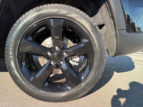 New 2026 Jeep Grand Cherokee Limited w/ Limited Altitude Package RWD image 14