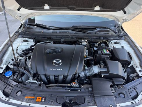 Used 2019 MAZDA MAZDA3 Sedan FWD image 21