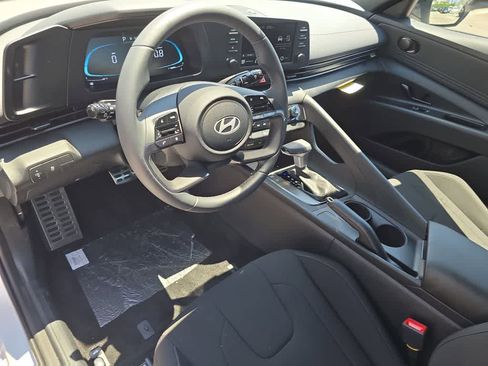 New 2026 Hyundai Elantra Sport FWD image 15