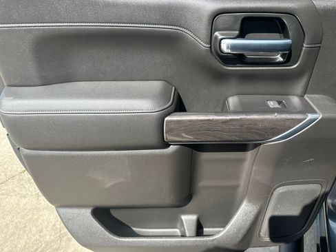 Used 2019 Chevrolet Silverado 1500 LTZ w/ LTZ Plus Package AWD/4WD image 21