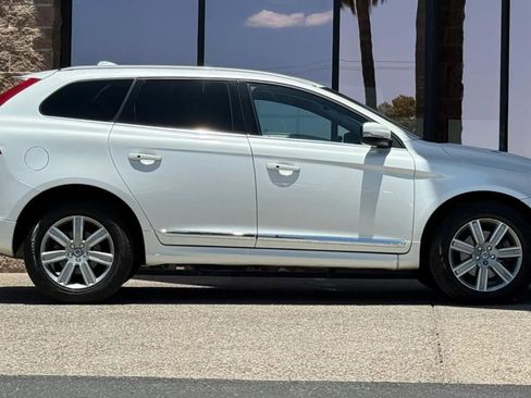 Used 2017 Volvo XC60 T5 Inscription w/ Preferred Option Package AWD/4WD image 15