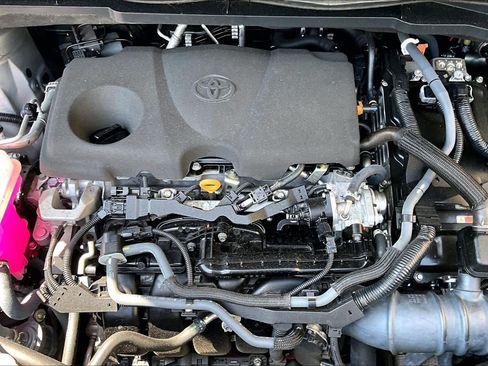 Certified 2023 Toyota Sienna Platinum FWD image 33