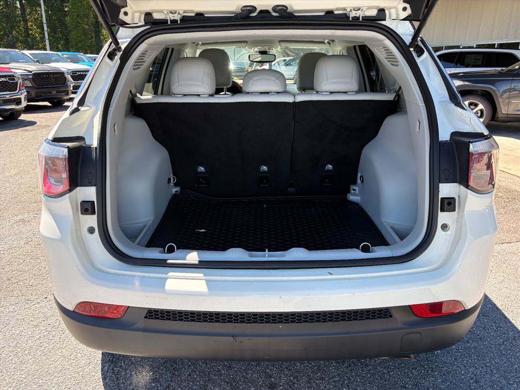 Used 2019 Jeep Compass Limited AWD/4WD image 25