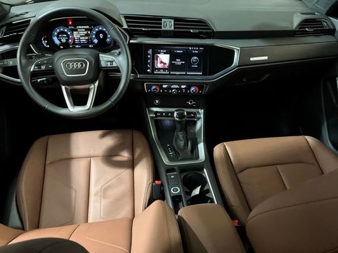 Used 2025 Audi Q3 2.0T Premium w/ Convenience Package image 12