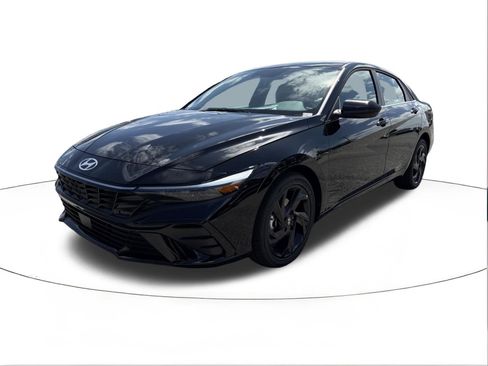 New 2026 Hyundai Elantra SEL Sport FWD image 7