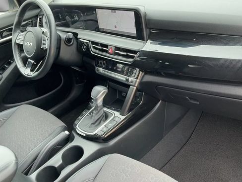 Used 2025 Kia Seltos S AWD/4WD image 18