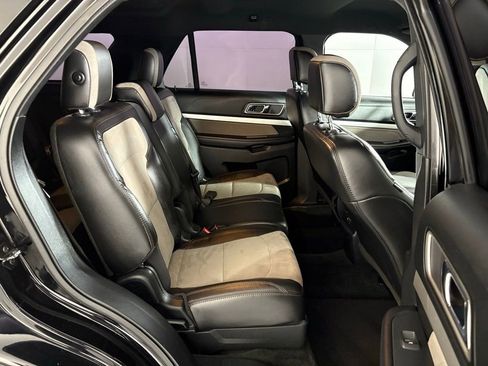 Used 2017 Ford Explorer XLT w/ Equipment Group 202A image 82