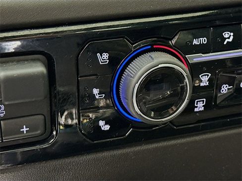 Used 2025 Chevrolet Silverado 3500 High Country w/ High Country Premium Package image 23