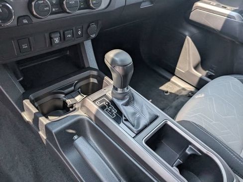 Used 2023 Toyota Tacoma TRD Off-Road AWD/4WD image 21