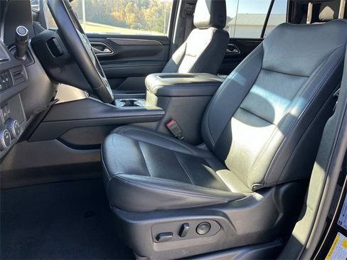 Used 2023 Chevrolet Tahoe LT image 32