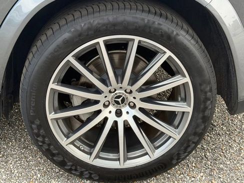Used 2022 Mercedes-Benz GLS 450 4MATIC image 10