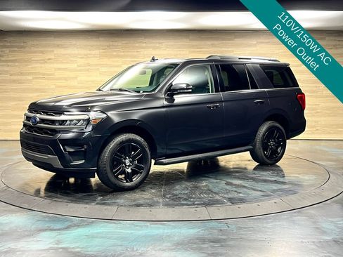 Used 2024 Ford Expedition XLT AWD/4WD image 5