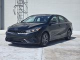 Used 2022 Kia Forte LXS w/ LXS Technology Package image 4