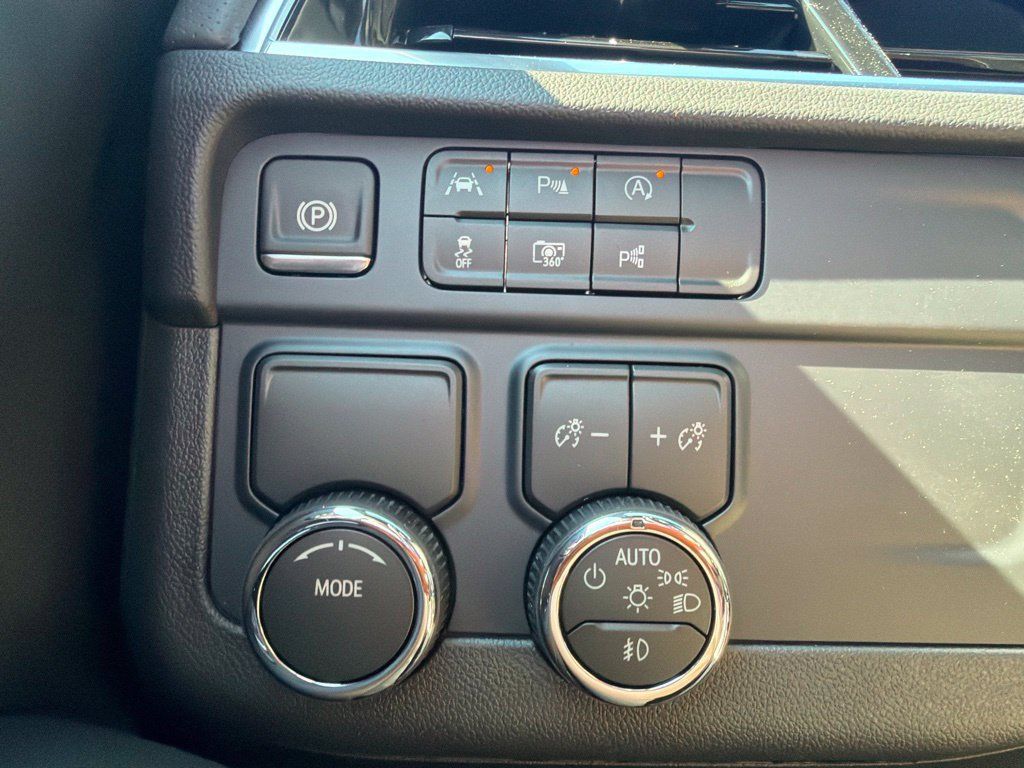 New 2026 Chevrolet Tahoe Premier RWD image 32