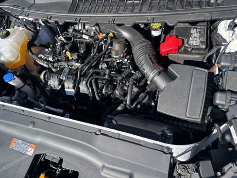 Used 2024 Ford Edge SE image 21