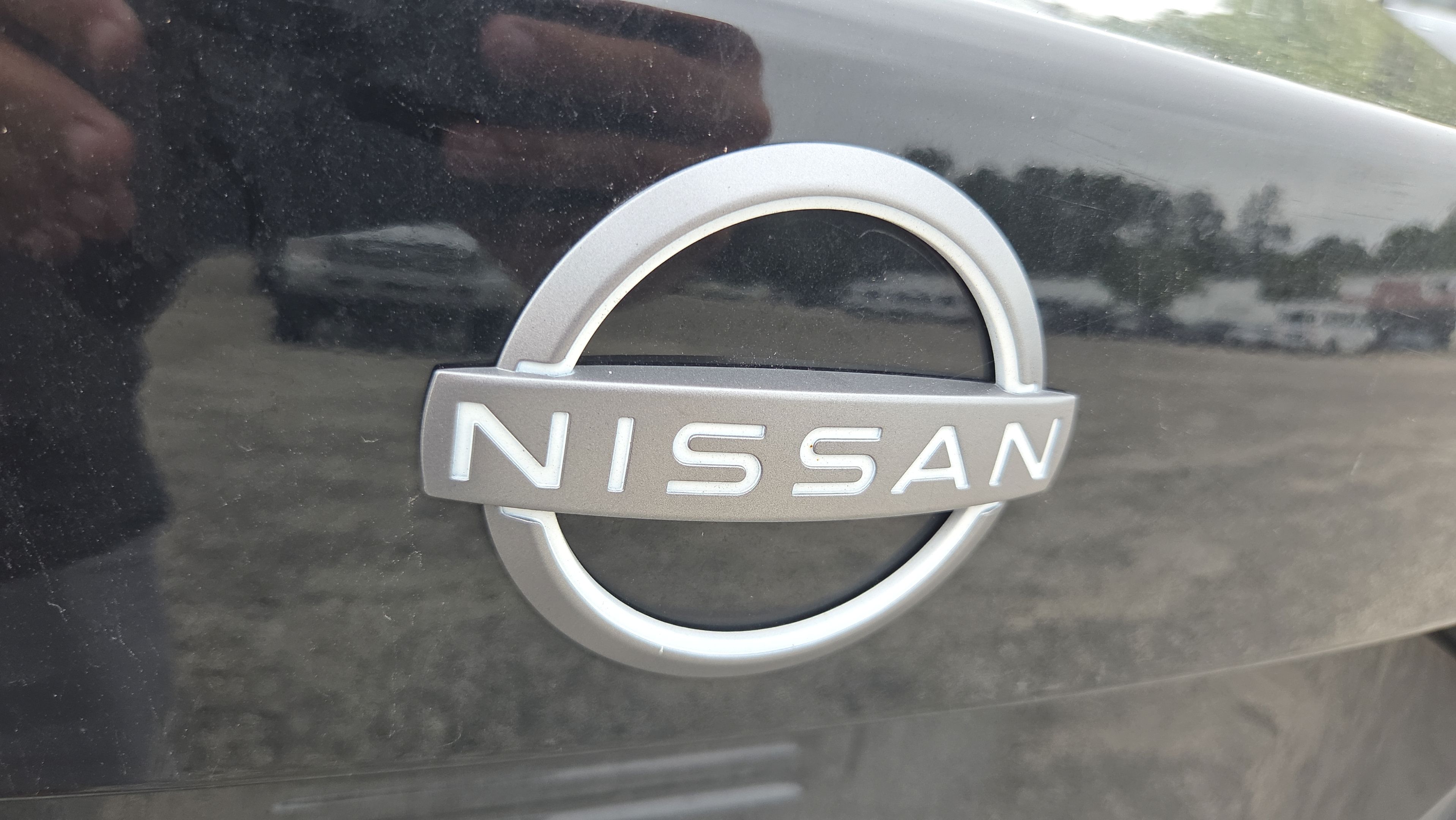 Used 2025 Nissan Sentra SV FWD image 30