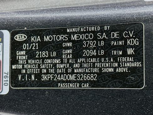 Used 2021 Kia Forte LXS FWD image 12