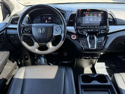 Used 2023 Honda Odyssey Touring image 16