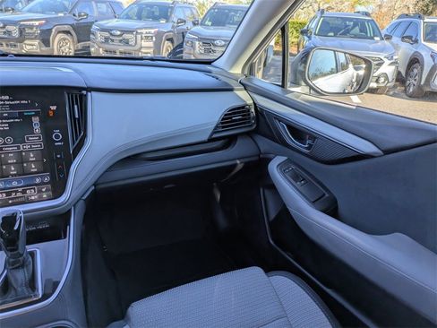 Certified 2025 Subaru Outback Premium w/ Popular Package #1A image 15