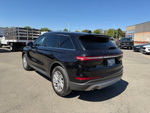 Used 2022 Lincoln Corsair FWD image 3
