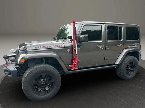 Used 2016 Jeep Wrangler Unlimited Rubicon AWD/4WD image 4