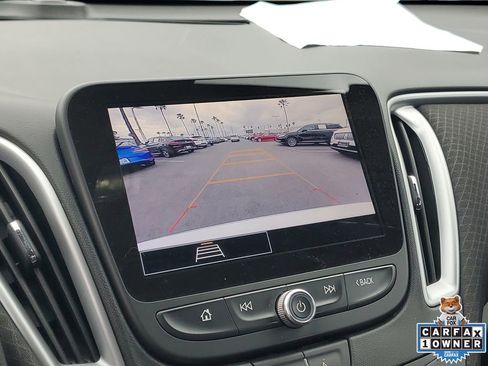 Used 2024 Chevrolet Malibu LT FWD image 29
