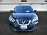 Used 2020 Nissan Kicks S image 2