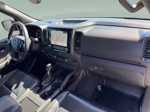 Used 2022 Nissan Frontier PRO-4X w/ Pro-4X Premium Package image 19