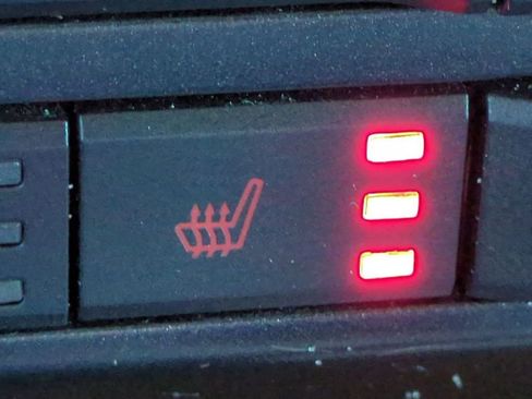 Used 2017 Ford F150 Lariat image 23