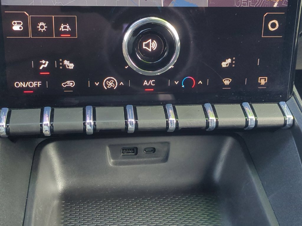 Certified 2026 GMC Terrain Elevation AWD/4WD image 19