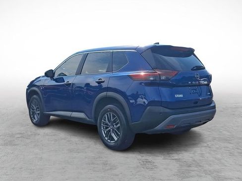 Used 2023 Nissan Rogue S AWD/4WD image 4