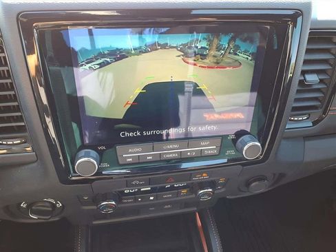 Used 2024 Nissan Frontier PRO-4X w/ Off-Road Protection Package image 16