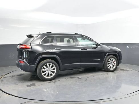 Used 2014 Jeep Cherokee Limited AWD/4WD image 2