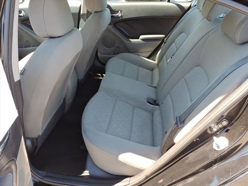 Used 2015 Kia Forte LX FWD image 6