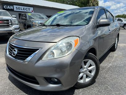 Used 2012 Nissan Versa w/ SL Tech Pkg