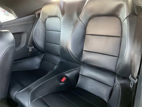 Certified 2022 Ford Mustang Premium image 17